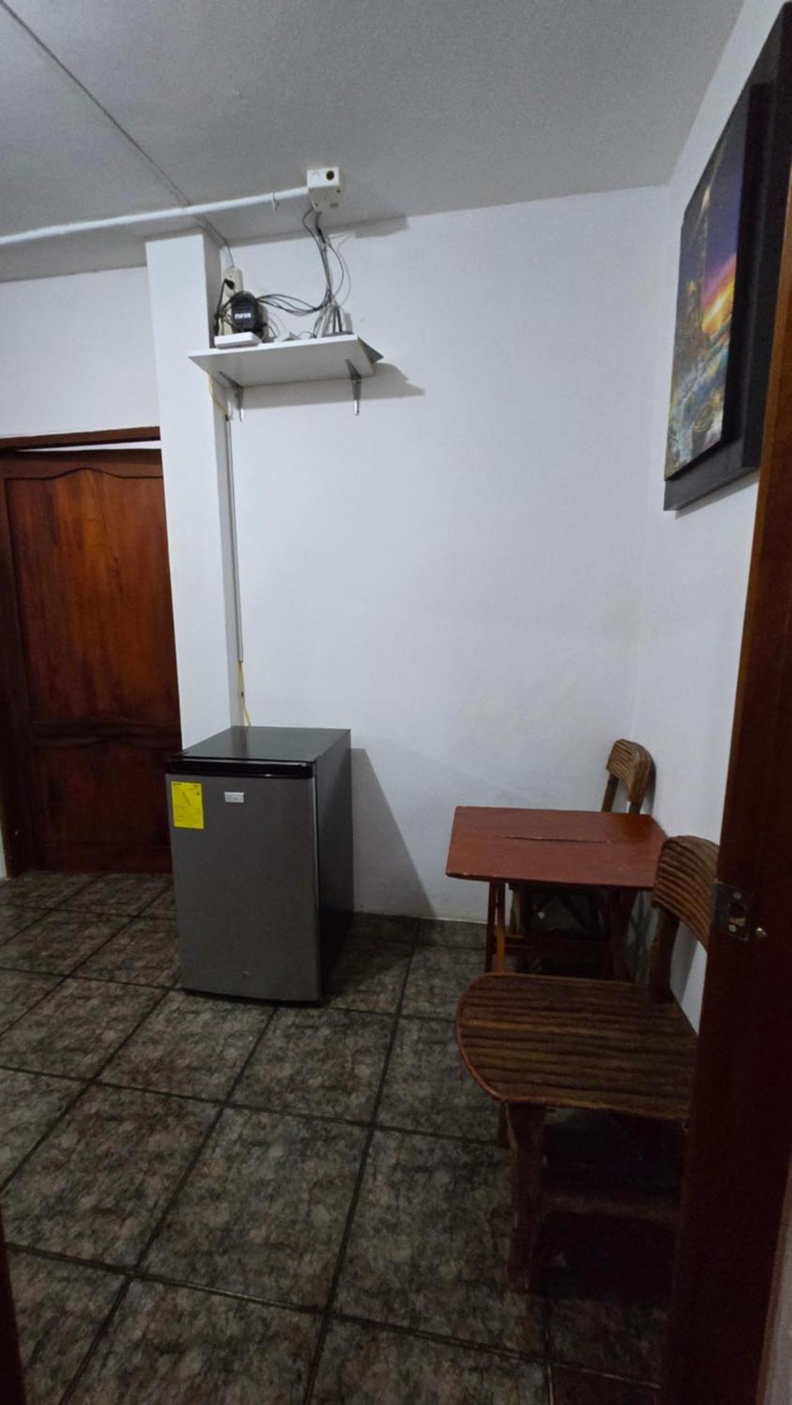 Palmendros Hosteria Montañita 外观 照片